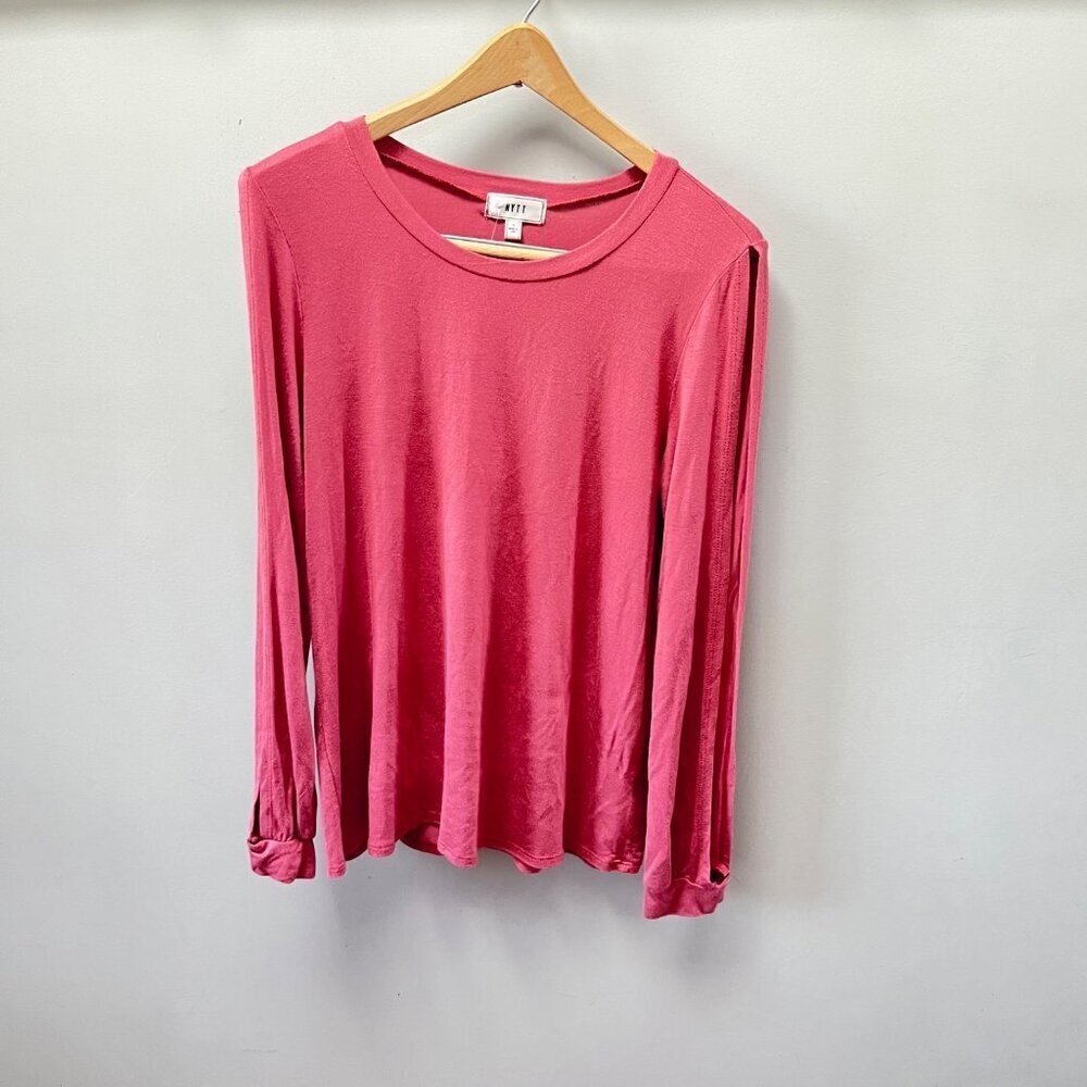 NYTT Long Sleeve‎ Pink T-Shirt Rayon / Spandex Blend- Size M
